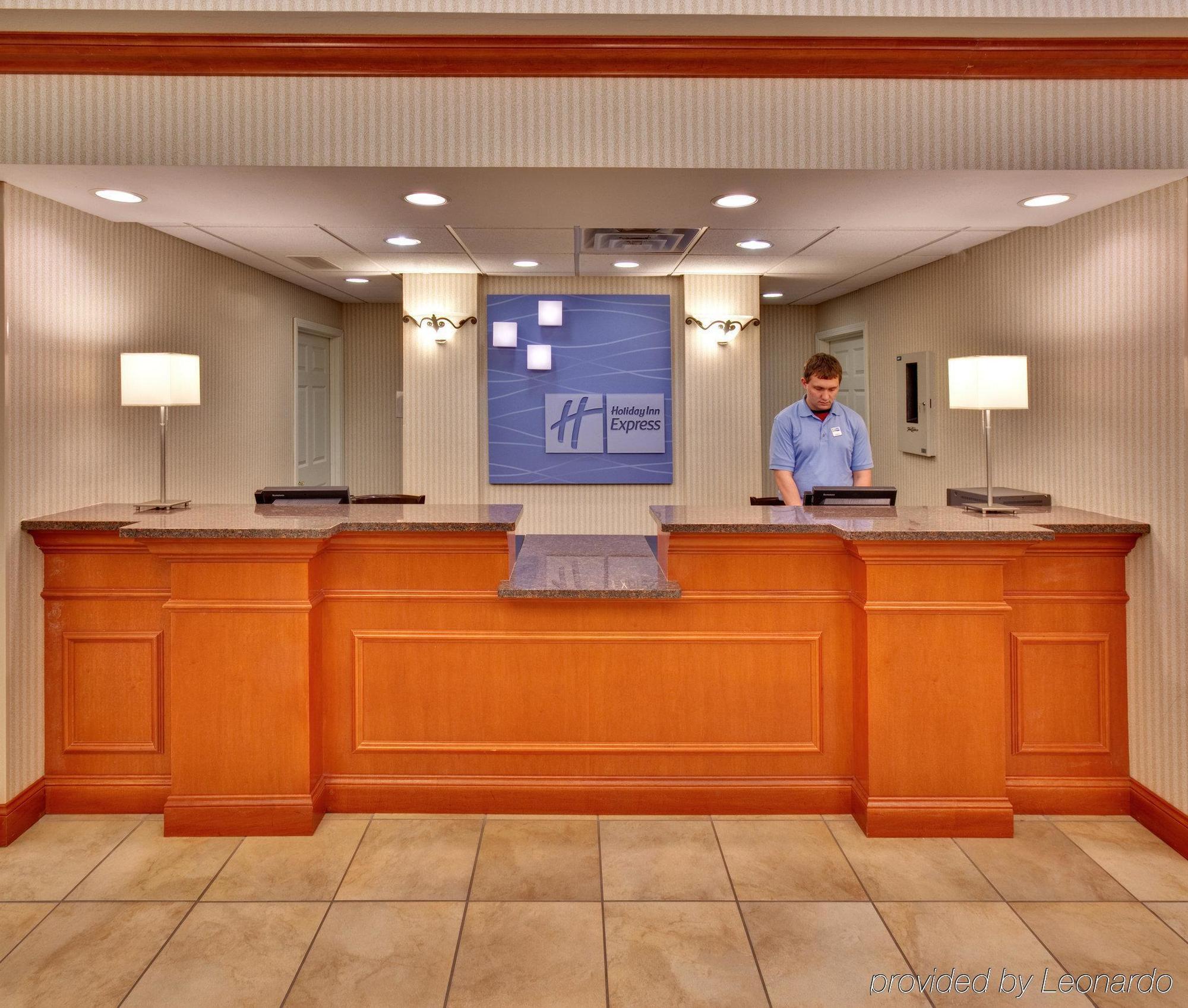 Holiday Inn Express & Suites Vermillion, An Ihg Hotel Dış mekan fotoğraf