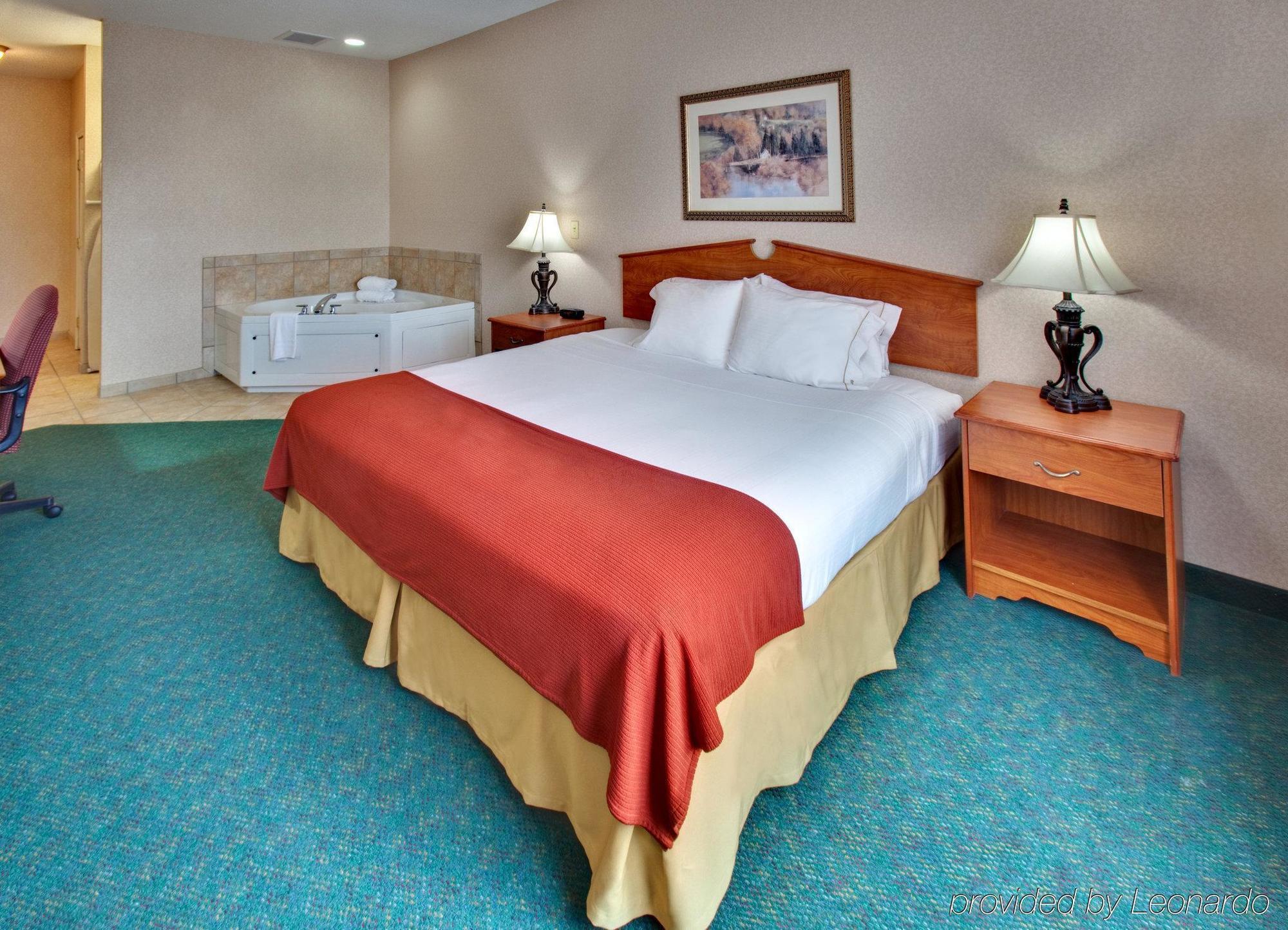 Holiday Inn Express & Suites Vermillion, An Ihg Hotel Oda fotoğraf